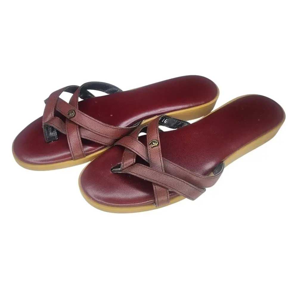 Vintage Etienne Aigner Sandals Flat Thong Slip On Slides Burgundy 8M
